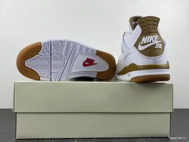 SB 4 Air Jordan DR5415-120 x Nike 0517